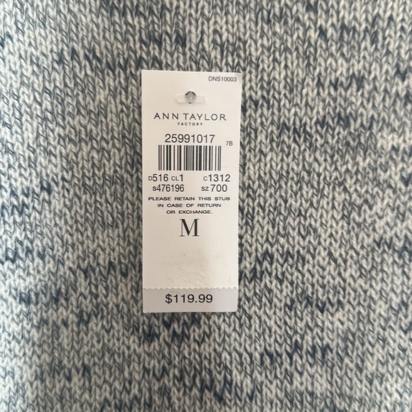Ann Taylor Grey Sweater Dress in the Size M - Picture 4 of 5